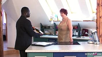 Abuela Madura Alemana De Grandes Tetas Seduce A Un Negro Para Follar XVIDEOS