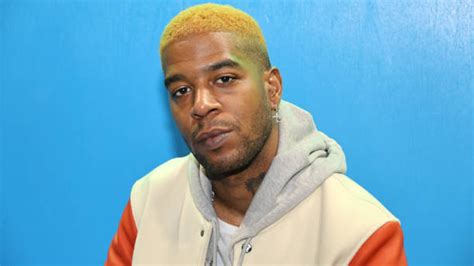 Kid Cudi promotes 'Insano' album with illuminated statue on NY's East ...