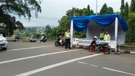 Pantau Jalur Alternatif Sukabumi Polsek Bogor Selatan Buka Pos