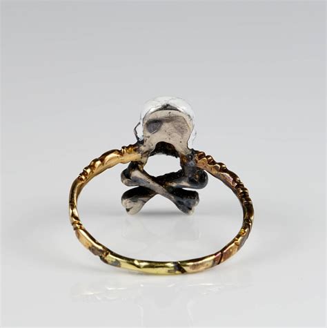 Antique Skull And Bones Diamond Memento Mori Ring At 1stdibs Antique