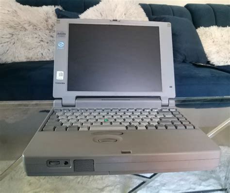 Stary Laptop Toshiba 1230 Enyx Gldi Chocz Licytacja Na Allegro Lokalnie