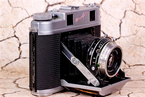 ISKRA 2 Vintage Soviet Camera Lens Industar 58 3.5 / 75 Medium Format 6 ...