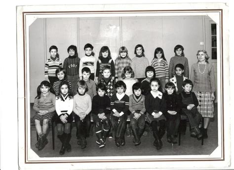 Photo De Classe Ce De Ecole Paul Bert Copains D Avant