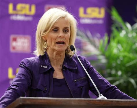 Kim Mulkey's Family: LSU Coach's Ex Husband Was College Quarterback ...