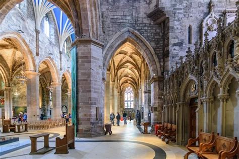 Interior of St. Giles' Cathedral in Edinburgh, Scotland – Stock ...