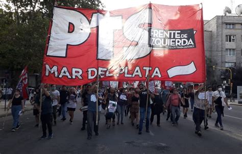 M En Mar Del Plata Masiva Marcha A A Os Del Golpe