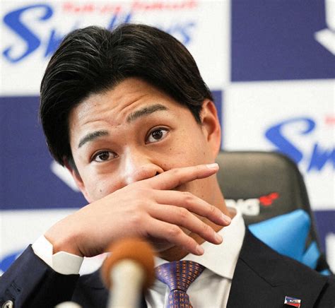 ヤクルト・高橋「苦しい1年」200万円減で更改 将来的なメジャー挑戦について球団と話し合いも ライブドアニュース