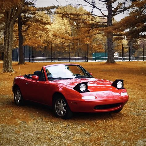 1990 Mazda MX-5 Miata Roadster | MATC - Campus Car Show