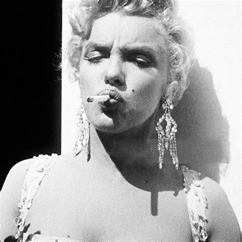 Marilyn Monroe Smoking A Cigarette In Between Work Marylin Monroe