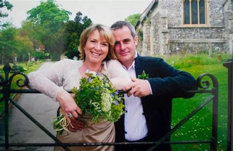 Fern Britton Says Shes Growing Older In Peace After Split From Phil Vickery Irish Mirror Online