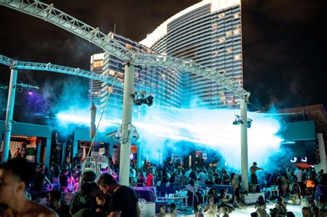 Best Nightswim Pool Parties In Vegas Updated 2023 Discotech