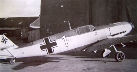 Asisbiz Messerschmitt Bf 109E3 1 JG2 White 1 Otto Bertram WNr 766