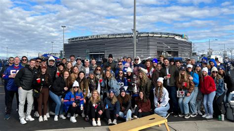 Join the Ultimate Tailgate Experience at MetLife Stadium This Season ...