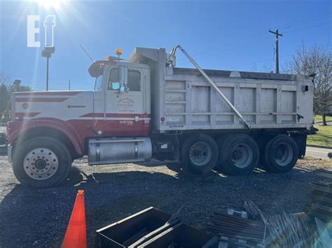 1993 International 9300 Online Auctions