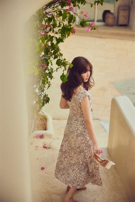 いたします Lace Trimmed Floral Dress Her Lip To ・デザイン