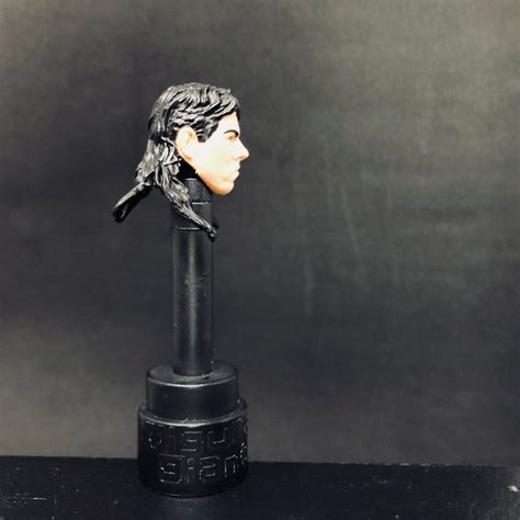 123 Kid Figure Giant
