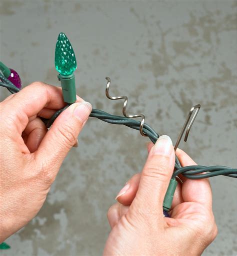 Outdoor Christmas Light Clips Hangers