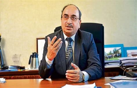 Dinesh Khara appointed new SBI Chairman | siliconindia