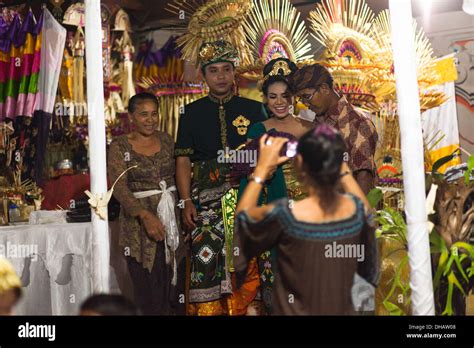 Traditional Balinese Ceremony Stock Photo Alamy