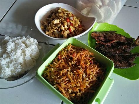 Gambar Menu Makan Siang Sederhana Pulp