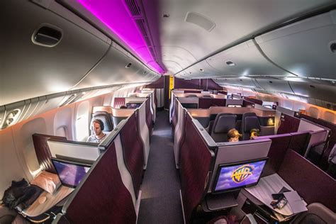 Qatar Airways 777 Qsuites Business Class Review [SYD > DOH]