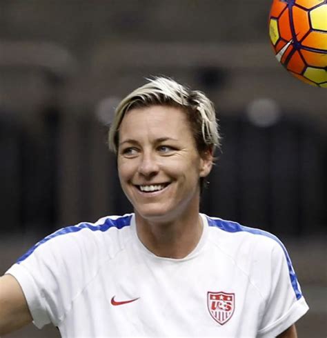 Abby Wambach Age Height Weight Partners Net Worth Bio And Facts