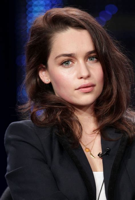 Emilia Clarke : r/PrettyGirls