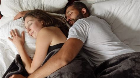 8 Health Benefits Of Cuddling That Incridibly Affects You