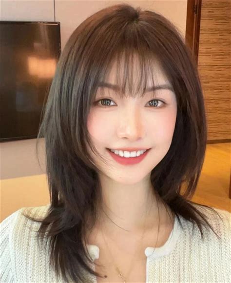 高层次中长发 夏季必剪的发型时尚发型 美发站