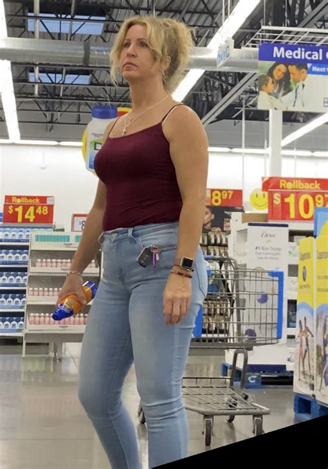 Walmart Milf With Perfect Ass In Tight Jeans Oc Tight Jeans Forum