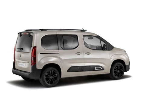 夢中を詰め込んで、人生を楽しもう BERLINGO カタログモデル FEEL、SHINEの2グレード展開で発売 | Stellantis ...