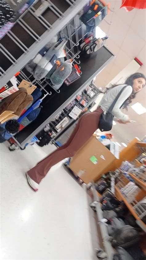 Skinny Chick In Flares Caught Nice Tight Ass OC Spandex Leggings