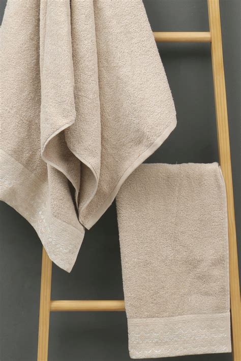 Premium Cotton Glitter Bath Sheet 85x150cm