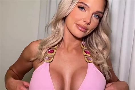 I M A Celeb S Helen Flanagan Shows Off Boob Job Results In Teeny Jewel