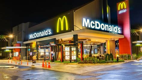 Mc Donald S Abre Vaga Para Atendente De Restaurante