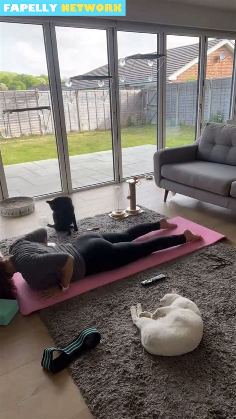 Catherine Huntley Catherinehuntleyofficial Catherinehuntleytv Thehuntley Nude OnlyFans