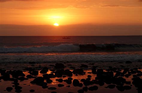 Medewi Surf Town In West Bali How To Bali