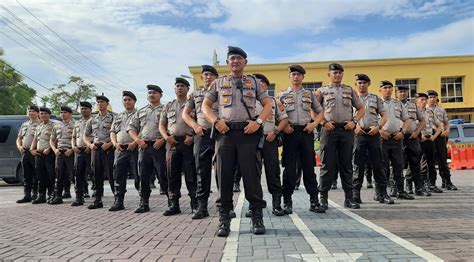 Mengenal Jenis Seragam Polisi Shabara Dan Fungsinya Weva Garment