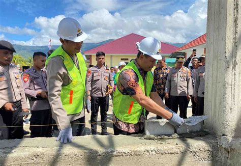 Bupati Lakukan Peletakan Batu Pertama Pembangunan Gedung Pelayanan