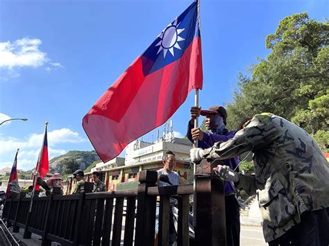 迎接雙十國慶 北竿鄉道路懸掛245面國旗 馬祖日報