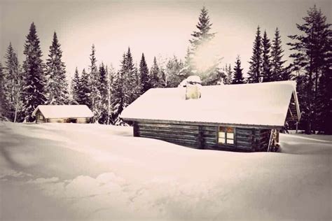 Is it Dangerous Being Snowed in at a Cabin? – Outdoor Troop