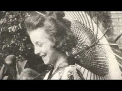 Louise Bourgeois — Louise Bourgeois- Tate Modern This video...