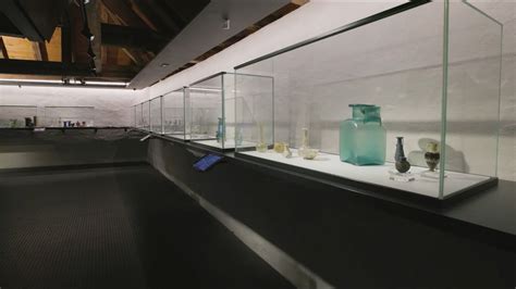 Visite virtuelle de la section Verres du Vitromusée Romont YouTube