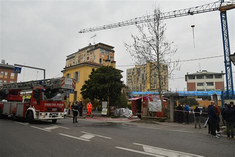 Incendio In Un Cantiere Edile Foto Massimo Argnani