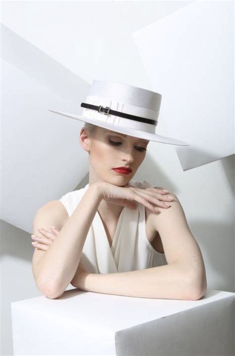 Pin By Liminaire On Supple Neck DCCLXV Elegant Hats Beautiful Hats