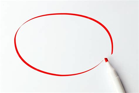 Premium Photo Red Marker Pen And Blank Drawing Circle