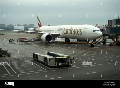 Fly Emirates Airport