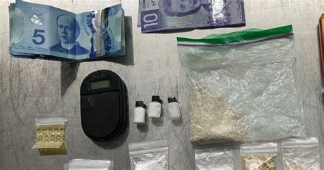 2 Arrested After Drugs Seized During Highway 401 Traffic Stop Quinte West Opp Globalnewsca