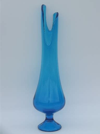 Viking Epic Line Tall Aqua Blue Vase Mid Century Modern Art Glass