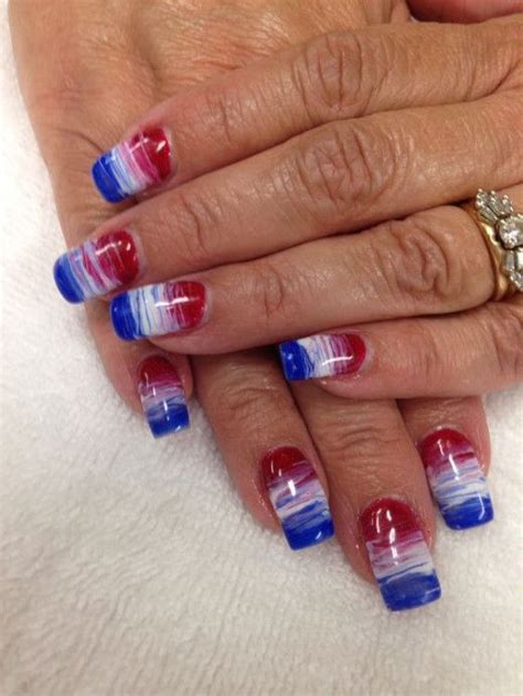 35 Patriotic Nail Designs To Show Off Your Red White And Blue Hubpages July 4th Nails Designs